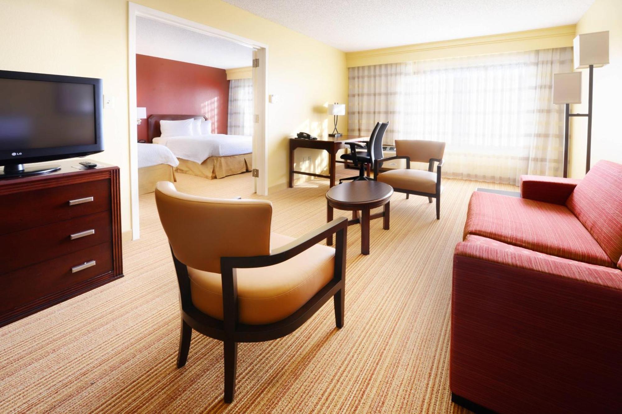Courtyard By Marriott Houston Hobby Airport Hotel Kültér fotó